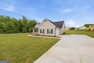 1000 Shoreline Dr, Madison, GA 30650 - Photo 4