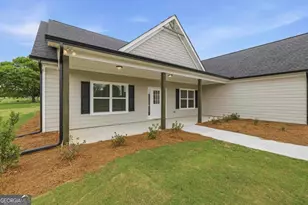 1000 Shoreline Dr, Madison, GA 30650 - Photo 2