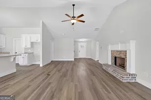 293 Brookland Ct, Winder, GA 30680 - Photo 8