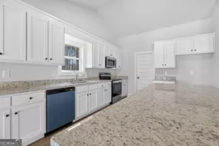 293 Brookland Ct, Winder, GA 30680 - Photo 18