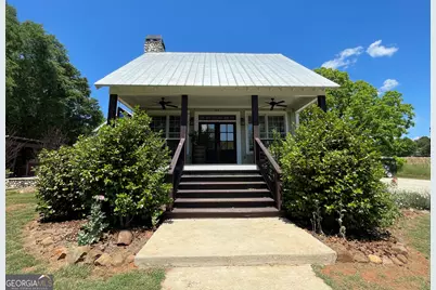 156 Lake Oglethorpe Drive, Arnoldsville, GA 30619 - Photo 2