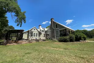 156 Lake Oglethorpe Dr, Arnoldsville, GA 30619 - Photo 2