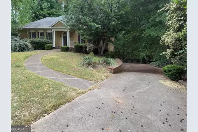 11160 Linbrook Ln, Johns Creek, GA 30097 - Photo 2