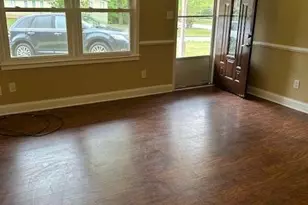 105 Longstreet Cir, Oxford, GA 30054 - Photo 2