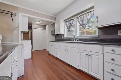 1302 7th Avenue, Albany, GA 31707 - Photo 10