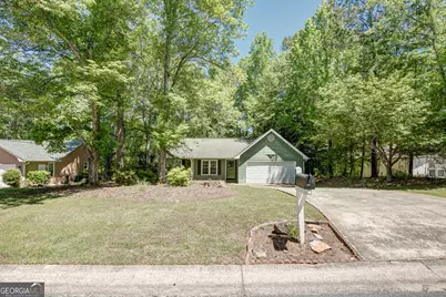 837 Bedford Park, Peachtree City, GA 30269 - Photo 2