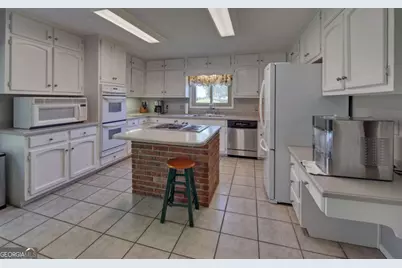 3341 Edgewood Circle, Gainesville, GA 30506 - Photo 14