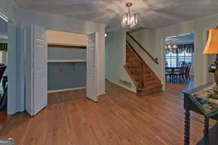 3341 Edgewood Cir, Gainesville, GA 30506 - Photo 6