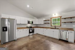 65 Bay Ct, Ellijay, GA 30540 - Photo 18