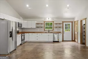 65 Bay Ct, Ellijay, GA 30540 - Photo 14