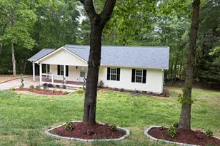 115 Richard St, Clarkesville, GA 30523 - Photo 1