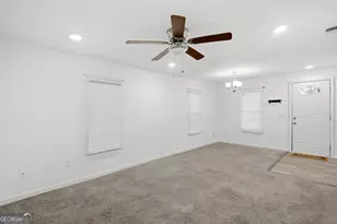 716 W 48th St, Savannah, GA 31405 - Photo 2