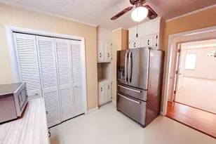 564 W Oglethorpe Ave, Lyons, GA 30436 - Photo 6