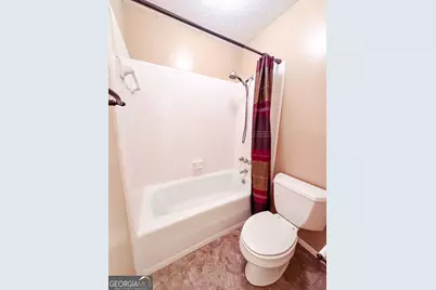 564 W Oglethorpe Avenue, Lyons, GA 30436 - Photo 14