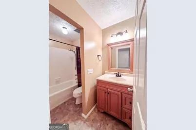 564 W Oglethorpe Avenue, Lyons, GA 30436 - Photo 12
