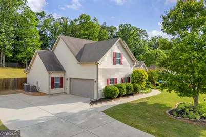 141 Cypress Drive, Jefferson, GA 30549 - Photo 2