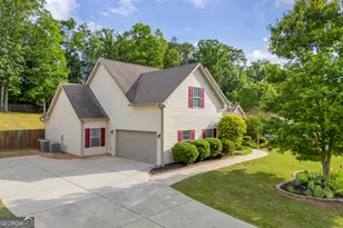 141 Cypress Dr, Jefferson, GA 30549 - Photo 2