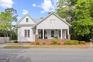 427 Harvey St, Millen, GA 30442 - Photo 1
