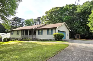 130 Stokes Dr, Stockbridge, GA 30281 - Photo 2