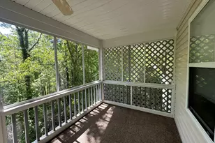 196 White St, Dillard, GA 30537 - Photo 16