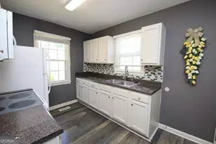 222 Beechwood Cir, Lagrange, GA 30240 - Photo 4