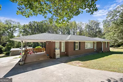 148 Moreland Avenue, Toccoa, GA 30577 - Photo 2