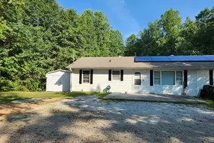 389 Collins Rd, Toccoa, GA 30577 - Photo 1