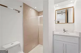 2746 Dale Creek Dr NW, Atlanta, GA 30318 - Photo 34