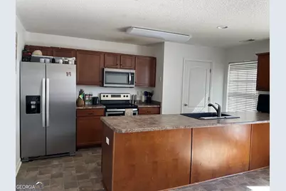 134 Auburn Circle, Glennville, GA 30427 - Photo 4