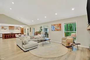 213 Oakmount Dr, Peachtree City, GA 30269 - Photo 2