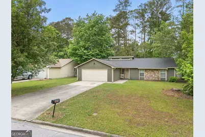 1328 Foxvale Drive, Hampton, GA 30228 - Photo 2