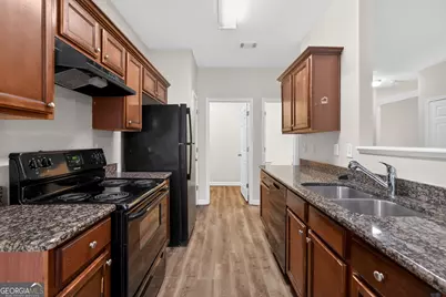 6361 Shadow Square, Lithonia, GA 30058 - Photo 8