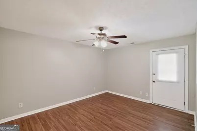 4947 Farmstead Court NE, Woodstock, GA 30188 - Photo 14