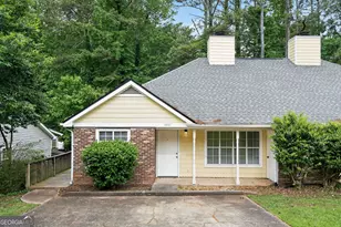 4947 Farmstead Ct NE, Woodstock, GA 30188 - Photo 2