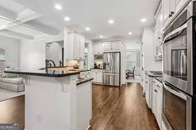 622 Rocky Creek Point, Woodstock, GA 30188 - Photo 16