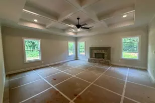 957 Thrash Rd, Lagrange, GA 30241 - Photo 2