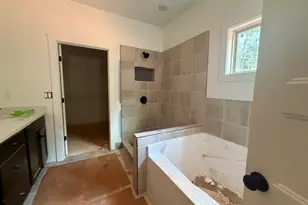 961 Thrash Rd, Lagrange, GA 30241 - Photo 10
