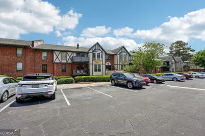 6851 Roswell Road, Sandy Springs, GA 30328 - Photo 12