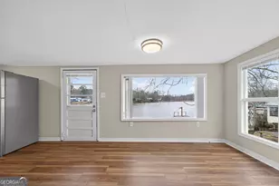 126 Elizabeth Cir, Jackson, GA 30233 - Photo 16
