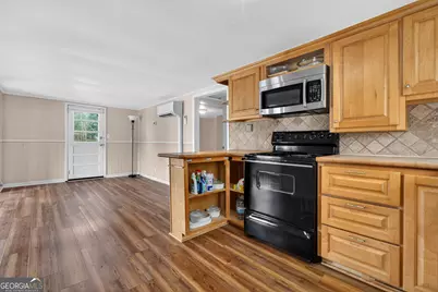 126 Elizabeth Circle, Jackson, GA 30233 - Photo 8