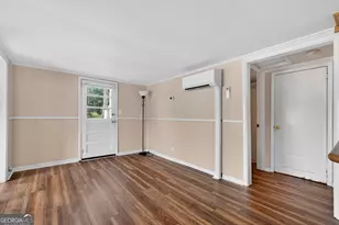 126 Elizabeth Cir, Jackson, GA 30233 - Photo 10