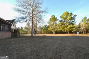 239 Trent Dr, Eastman, GA 31023 - Photo 54