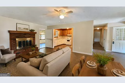 233 Longmeadow Drive NW, Rome, GA 30165 - Photo 2