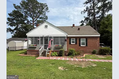 225 Gordon Street, Thomson, GA 30824 - Photo 2