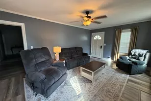 225 Gordon St, Thomson, GA 30824 - Photo 8