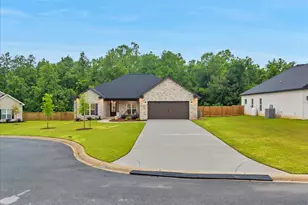 519 Liberty Hall Dr, Bonaire, GA 31005 - Photo 2