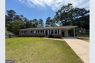 105 Sir Lancelot Avenue, Lagrange, GA 30241 - Photo 2