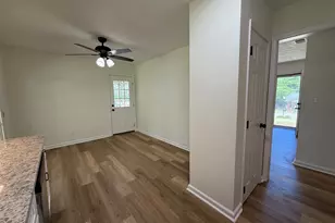 105 Sir Lancelot Ave, Lagrange, GA 30241 - Photo 18
