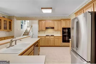 2010 Milfield Circle, Snellville, GA 30078 - Photo 14