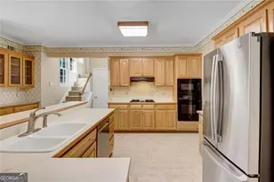 2010 Milfield Cir, Snellville, GA 30078 - Photo 14
